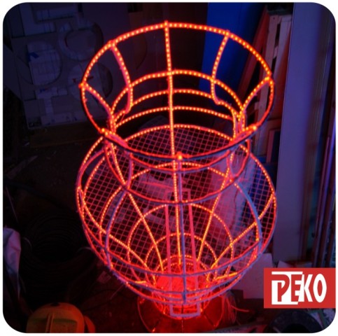 RGB шнур в Кирове в новогодних элементах декора